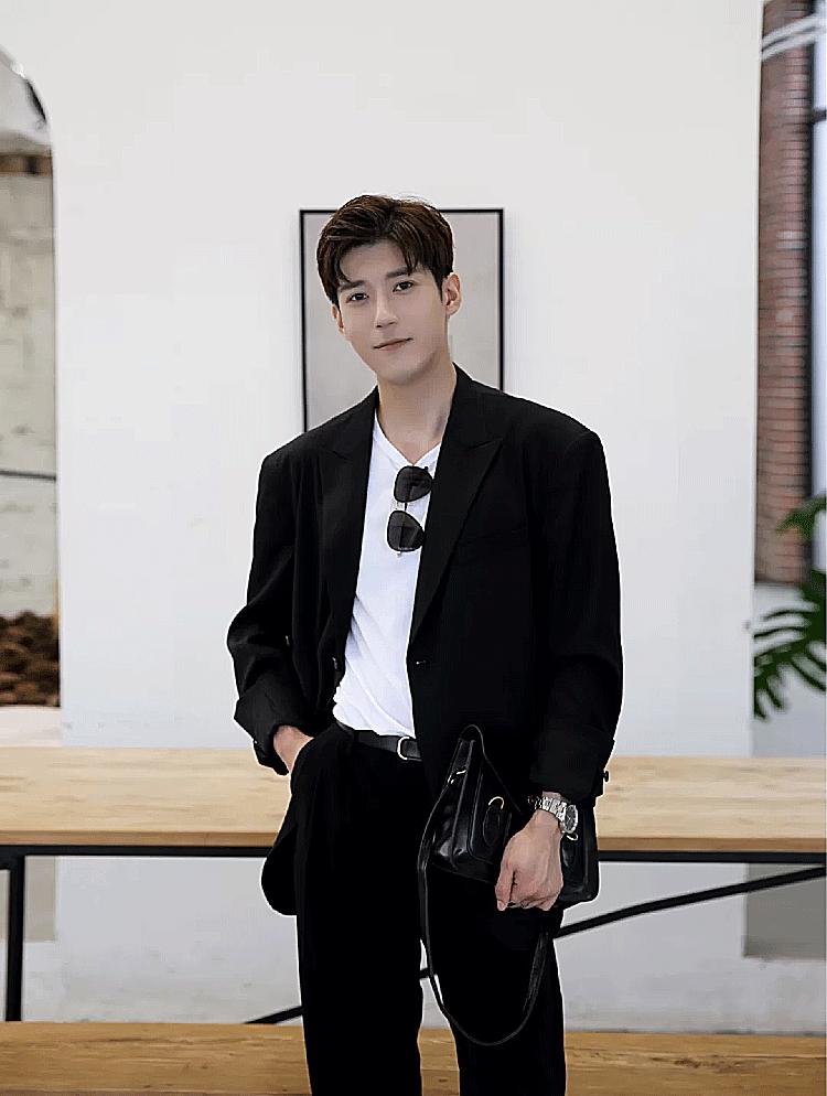 男生约会氛围感穿搭,男生约会穿搭注意什么