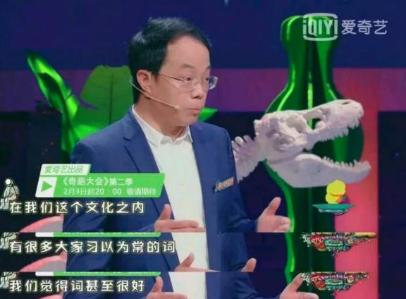 女儿的身体就是我的身体?这位爸爸舌吻女儿,让网友炸了!