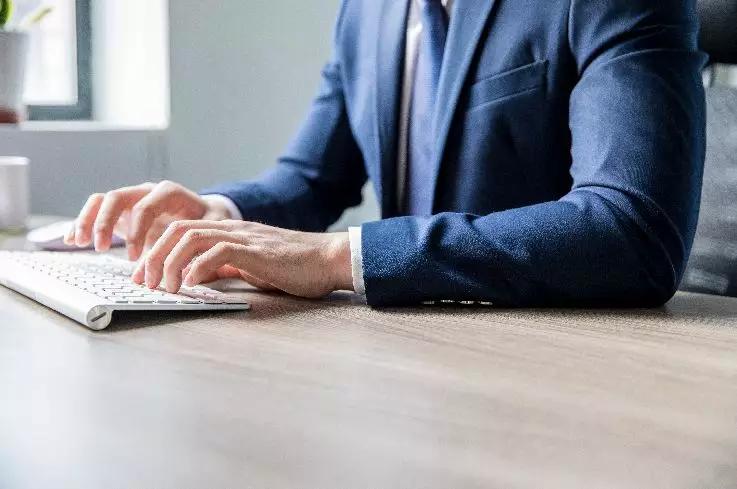 洞见、升维、连接--CC视频更名获得场景视频，变革源于初心