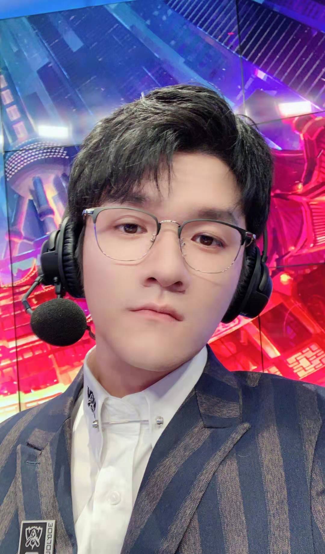 若风与灵药组建战队,英雄联盟手游若风灵药