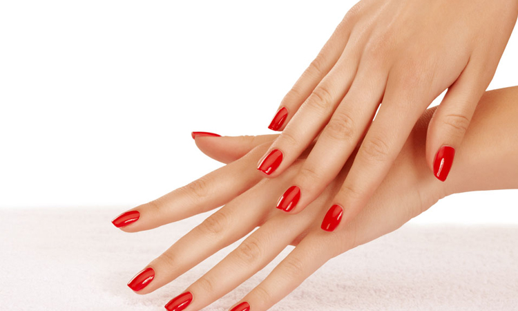 适合手黑黄皮显白指甲油,手黑的人涂什么指甲油最显白