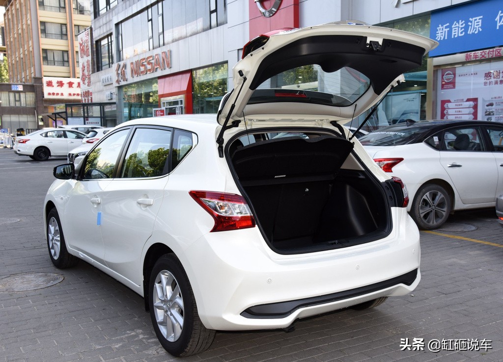 性价比高的汽车日产,日产空间大省油车