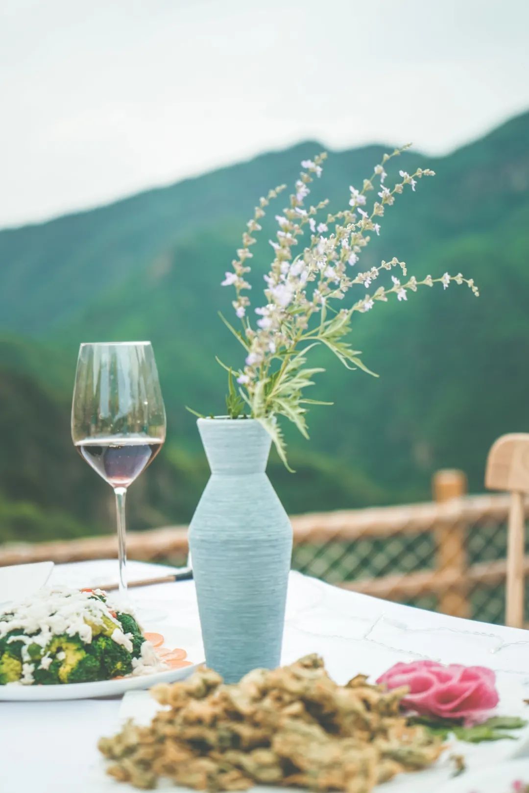 七夕仲夏夜|星空晚宴×丹青情书×入梦山水……雾灵山居C位浪漫