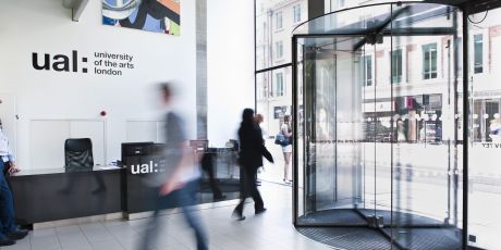 英国的大学哪个难考,英国的211大学