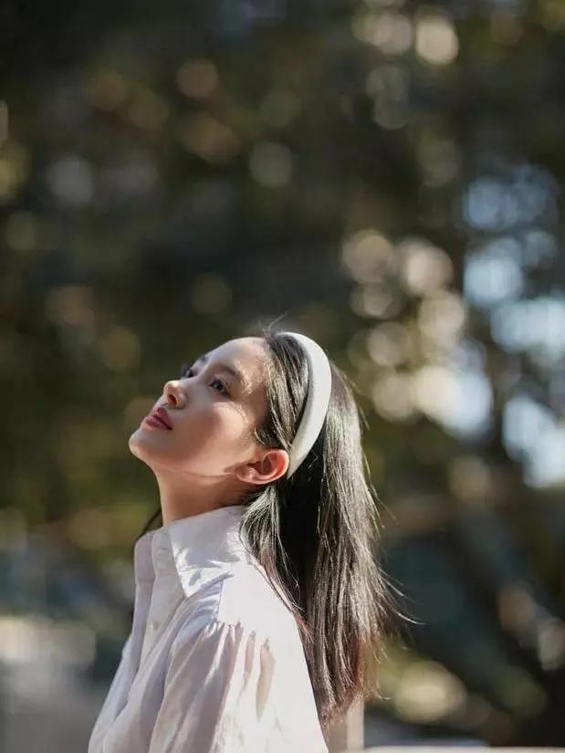 今年流行什么风格的头饰,比较流行百搭的头饰
