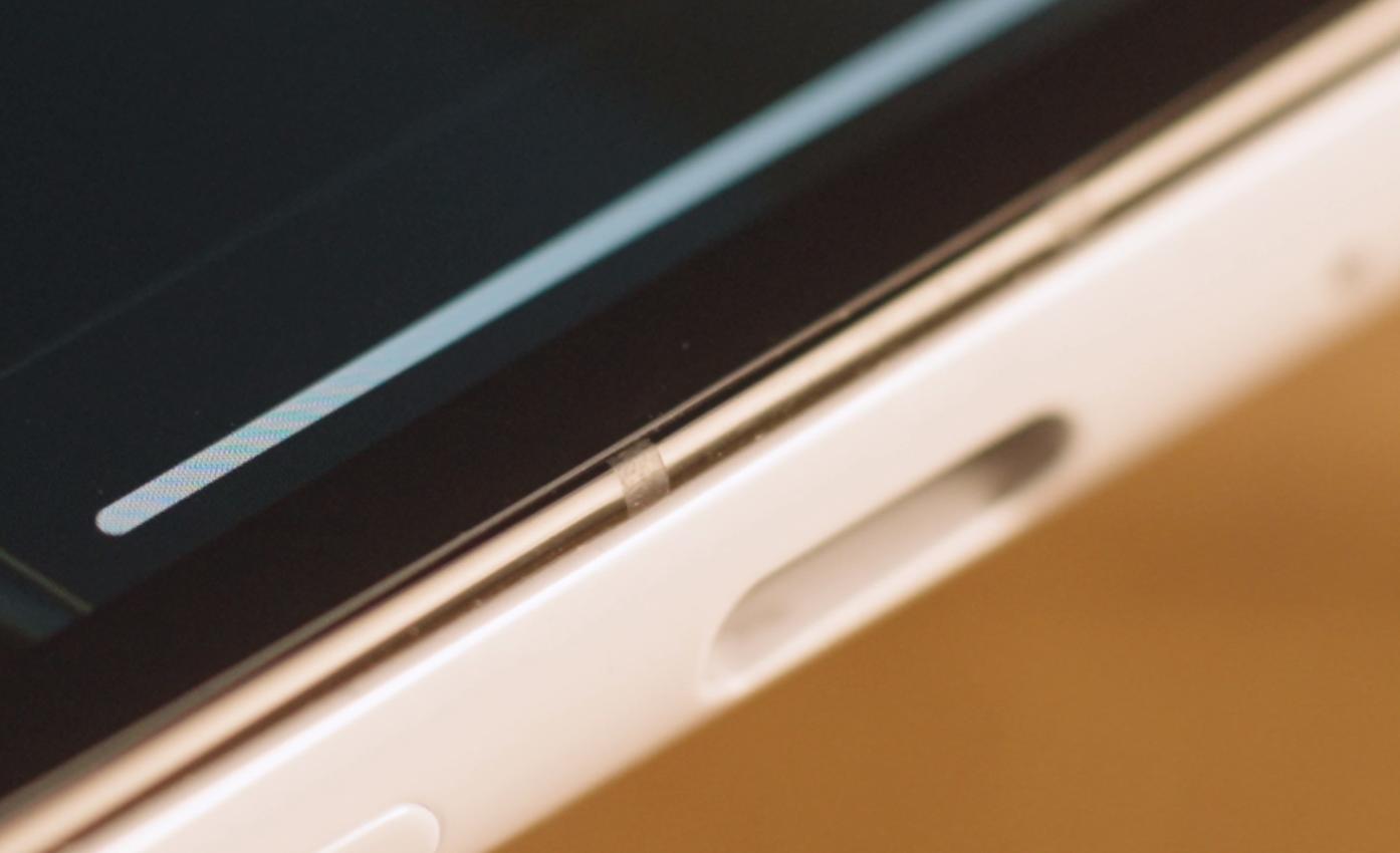 小米MIX4应该买陶瓷白？体验一天后才发现黑色才是真香