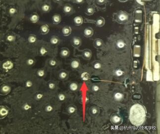 苹果手机cpu断线维修,iphone6掉电快主板维修