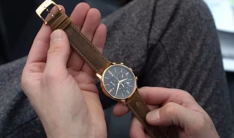 一年的工资买劳力士值得吗,多少收入的人适合买劳力士