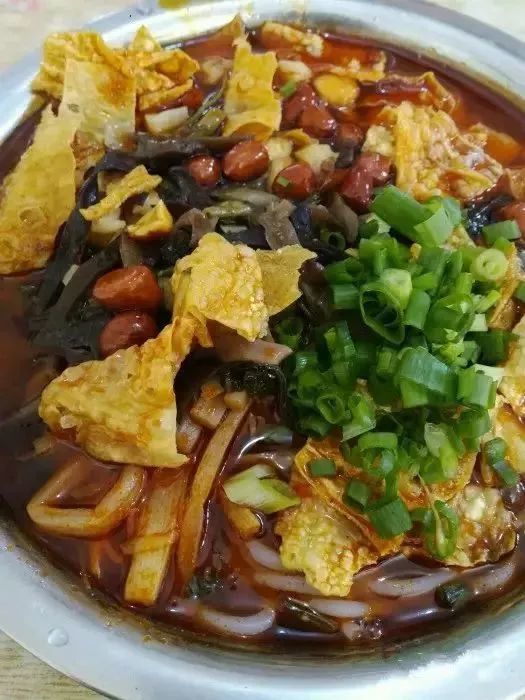 南宁螺蛳粉吃货推荐,推荐南宁好吃的螺蛳粉