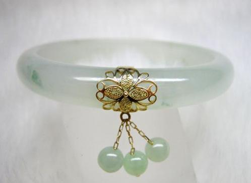 手镯被摔碎以为赔不起,把别人手镯摔裂了怎么赔