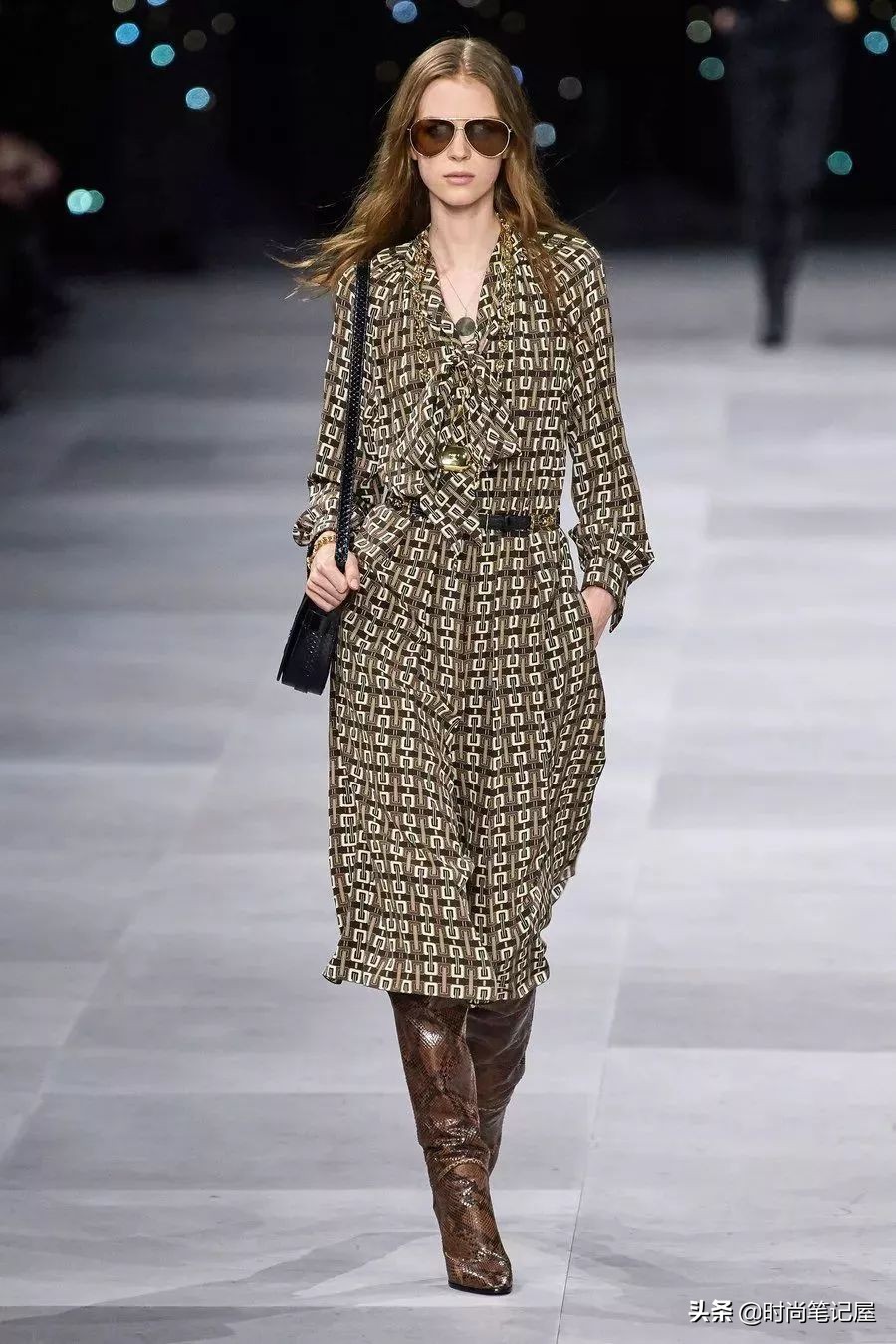 裙子秋冬款搭长筒靴,裙子秋冬款配长筒靴