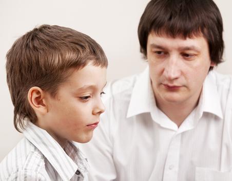 敏感期骂人是什么原因,孩子敏感期喜欢打人应该怎么引导