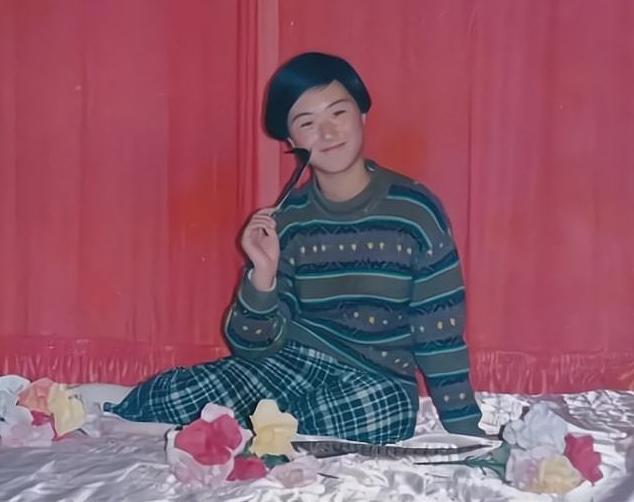 忘恩负义的白眼狼,曹教授是如何头也不回地走向不孝这条不归路的