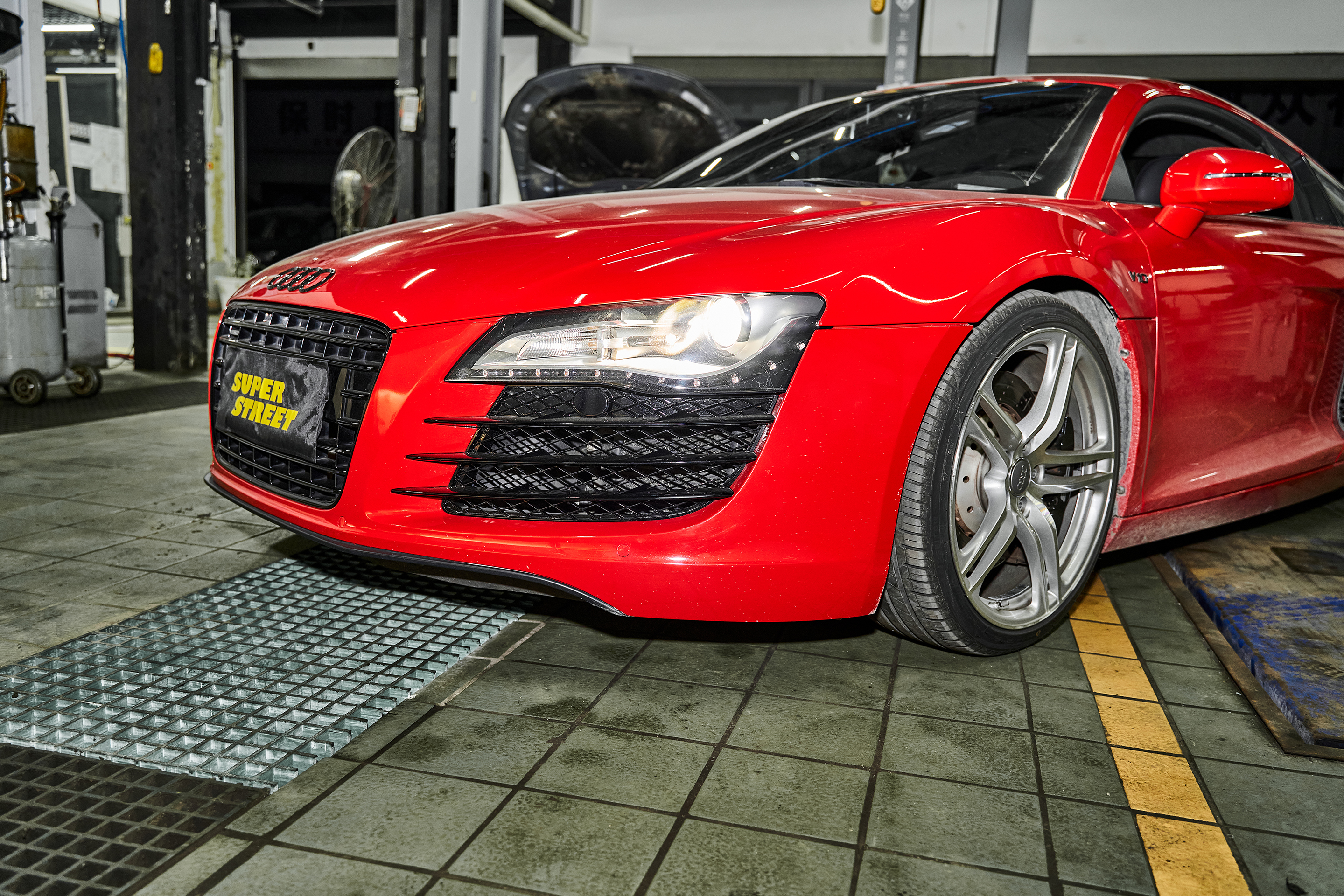 奥迪r8改装最佳效果,奥迪r8改全段排气声浪