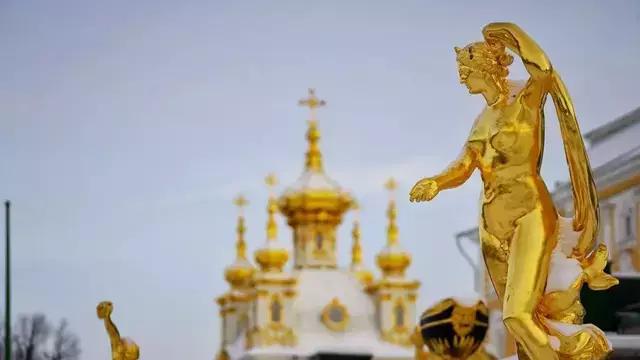 #山屿海国旅带你走进俄罗斯#“低调硬核铁憨憨,帮就是了!”