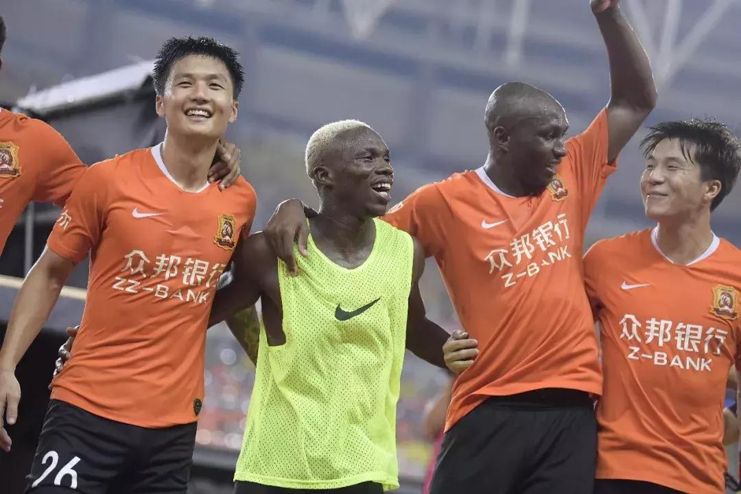 武汉卓尔4比3逆转广州富力,武汉卓尔赢球