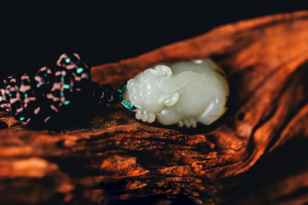 玉器的各种寓意收藏起来慢慢看,玉器雕刻件有玉璧龙凤寓意