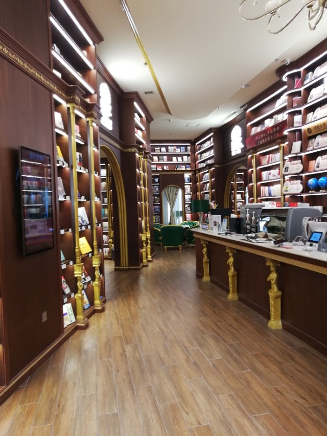 盛文北方新生活鞍山店怎么走,带你走进大连市