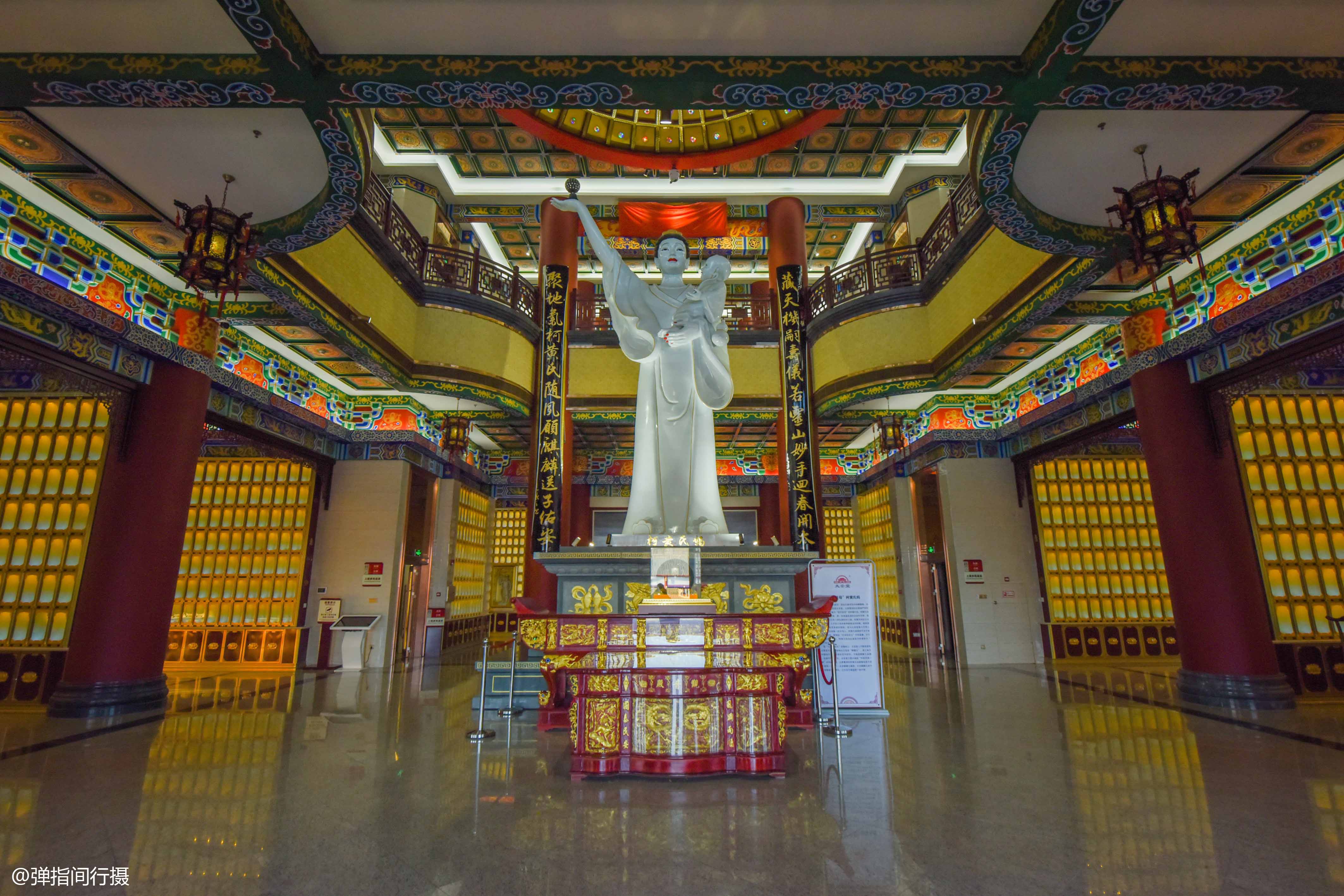 潮州版“黄鹤楼”，由中药世家斥巨资兴建，纪念一位妇幼科女医师