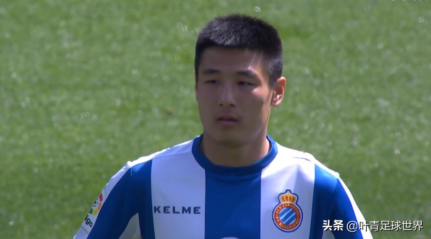 武磊被撞昏迷,武磊被自己队员撞到要点球