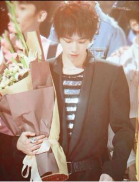 华晨宇《斗牛》夺冠,歌曲奇奇怪怪?一切都是实至名归