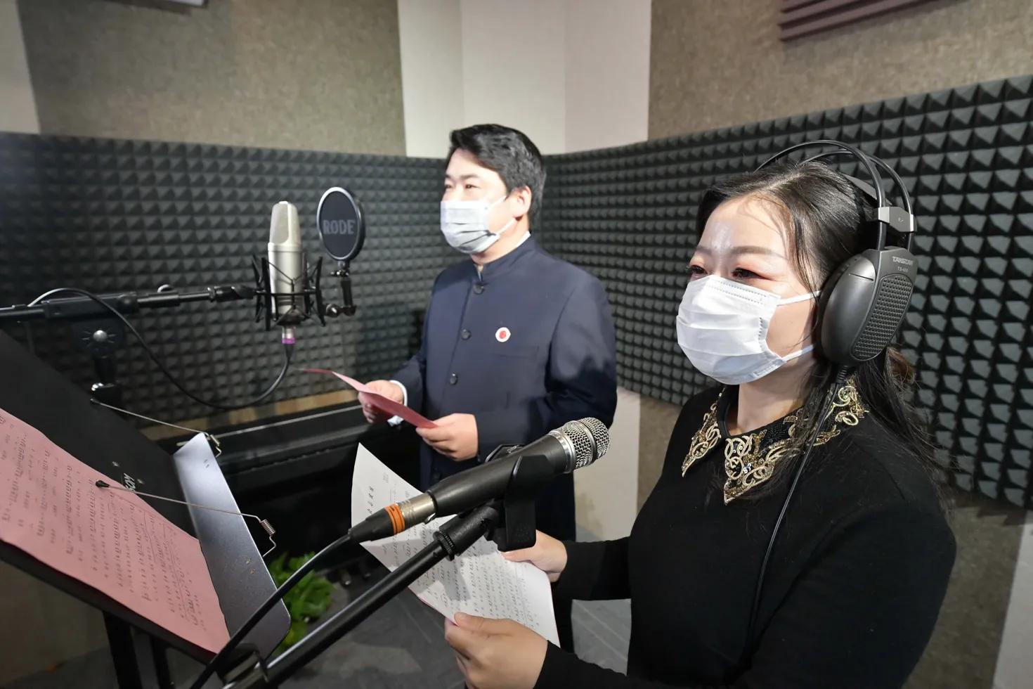 催人泪下抗疫歌曲众志成城,我们众志成城大合唱抗疫版