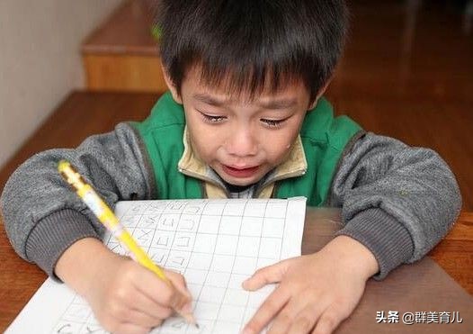 不识字的小孩怎么教他学习汉字,小孩子不识字怎么快速识字