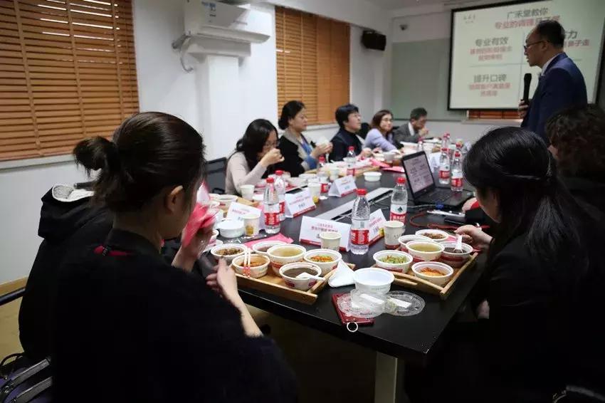 月子餐央视力荐正宗台湾广禾堂,广禾堂月子餐守护产后妈妈的健康