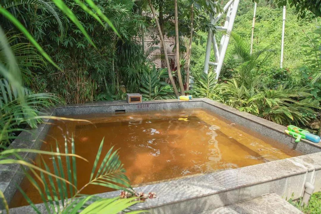 江门圭峰山温泉,江门市圭峰山温泉度假村