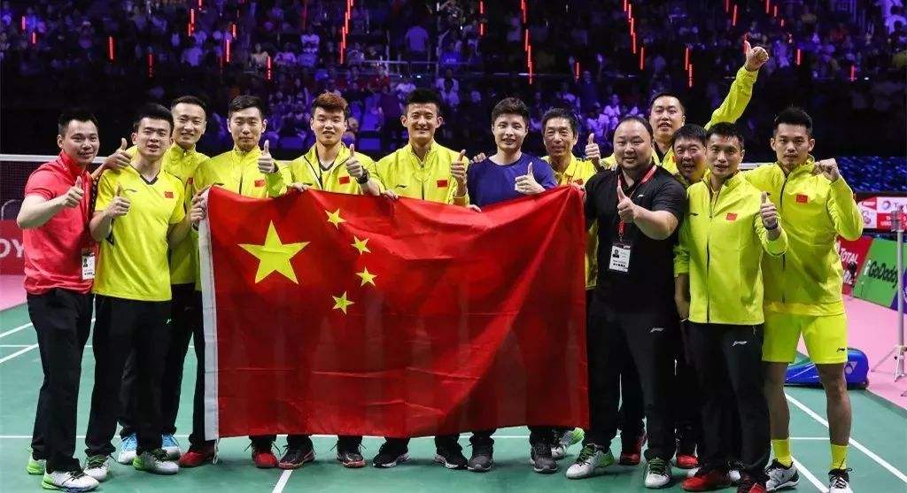 羽毛球职业联赛靠什么盈利,羽毛球职业选手一个月能赚多少钱