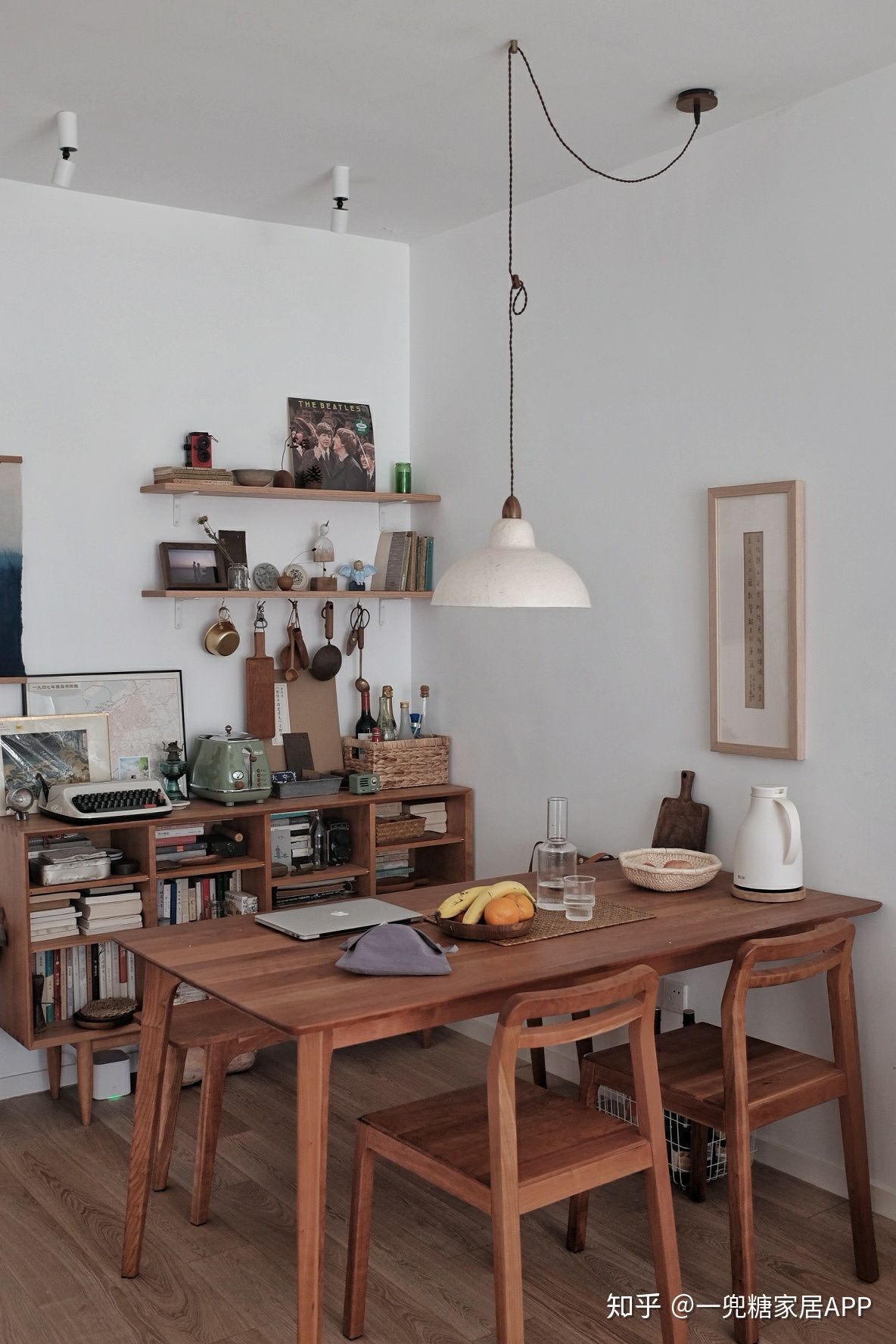 现在吊顶如何设计,目前流行的吊顶设计