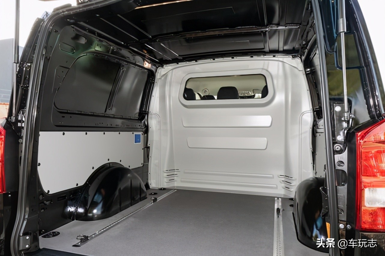 奔驰威霆2022款新车都有哪些改动,奔驰七座商务2021款威霆v级报价