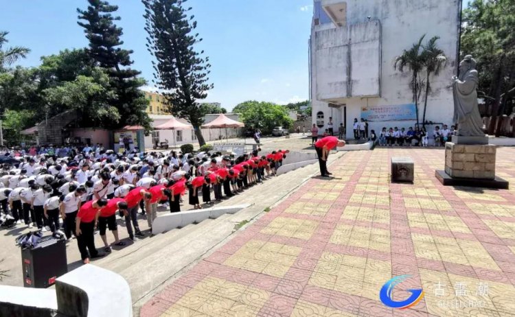 梦想*途征**温心送考|古雷开发区漳浦四中举行2020年高考送考仪式