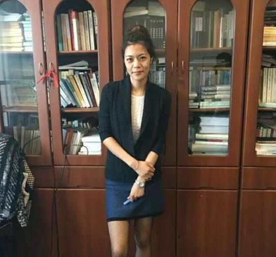 复旦女教授陈果认错的字,复旦教授陈果读错耄耋原视频