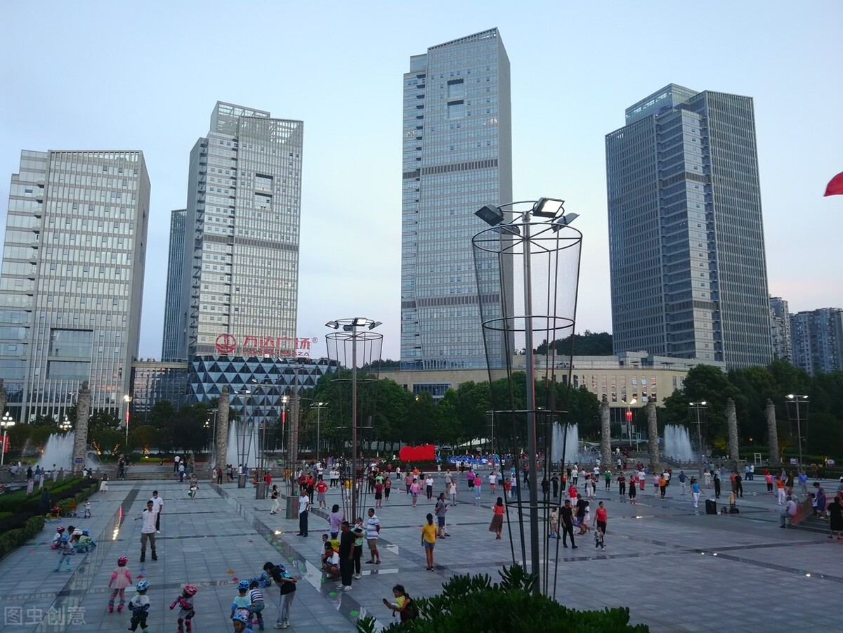 买房应该怎么选位置,买房怎么选位置和地段