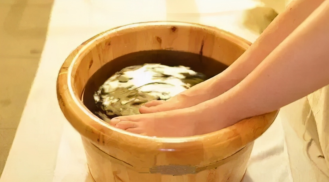 脚气泡脚药液有哪些,泡脚治脚气的药液都叫什么名