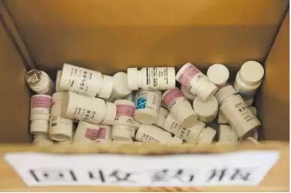 小区物业管理不合法吗,小区物业管理不规范去哪举报