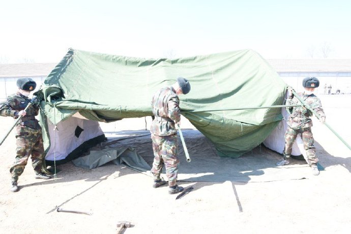 兵哥哥的野外生存技巧,兵哥哥荒野求生训练