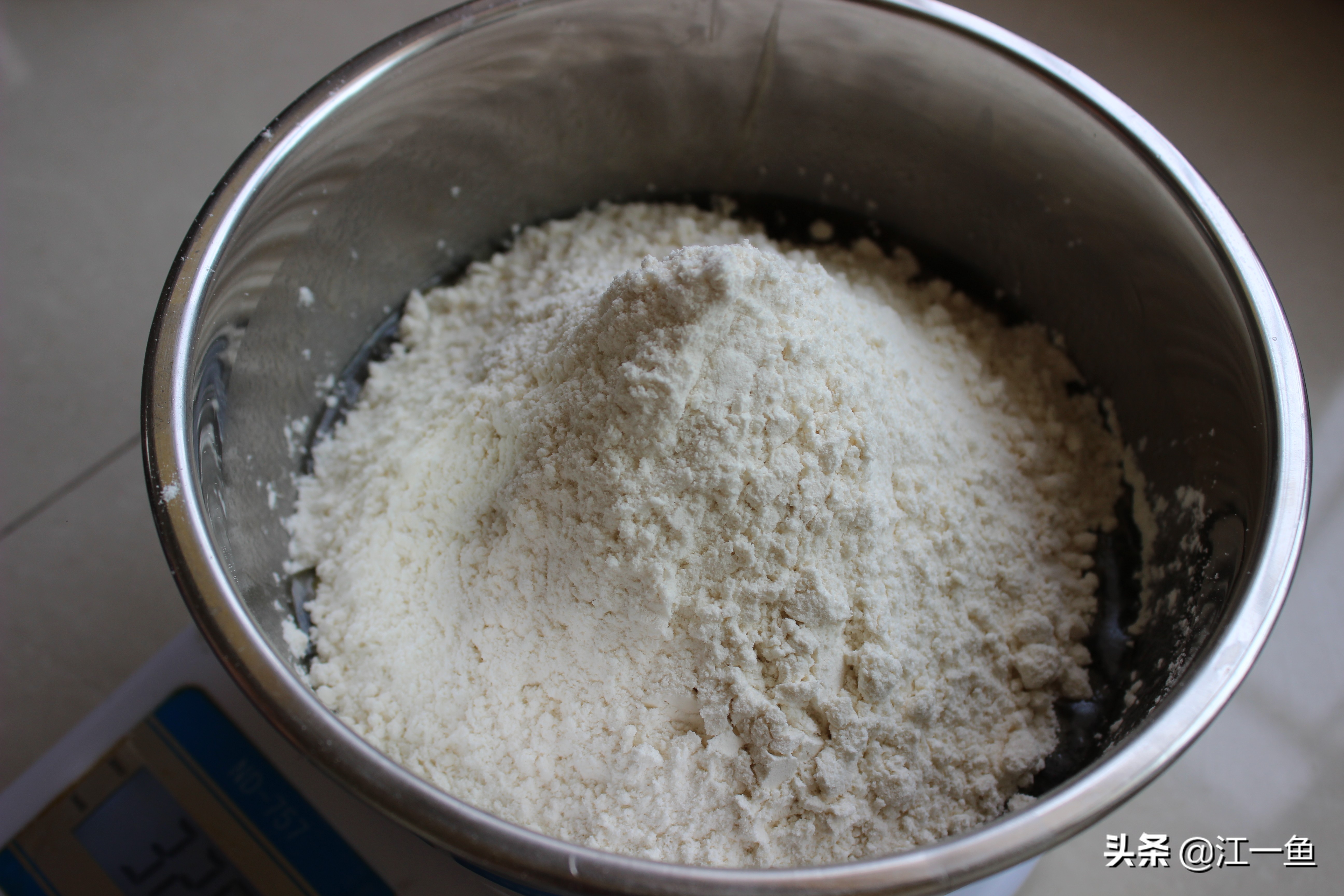 传统香酥脆皮五仁月饼的制作,正宗广式五仁月饼馅料配方和制作