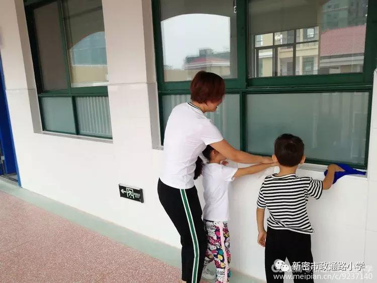 擦亮初心底色扛牢使命担当,擦亮底色秉持初心使命再踏新征程