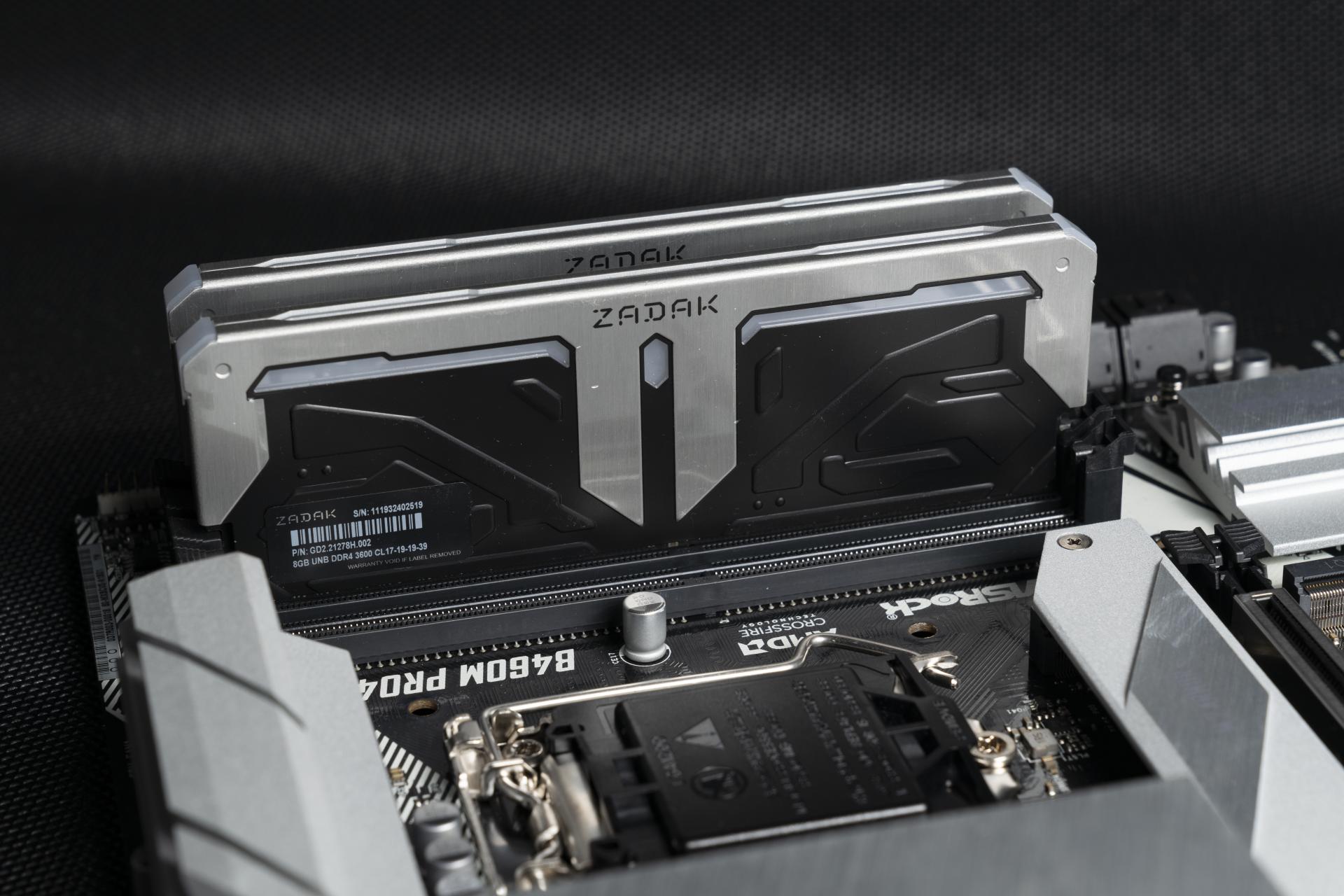 以前的i7和现在的i5哪个好,曾经最好的i7cpu