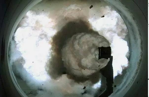 雷霆万钧电磁轨道炮,最强动能武器电磁轨道炮