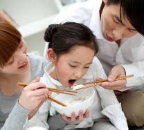 天热孩子不爱吃饭有什么好方法,宝宝不爱吃饭脾胃火大