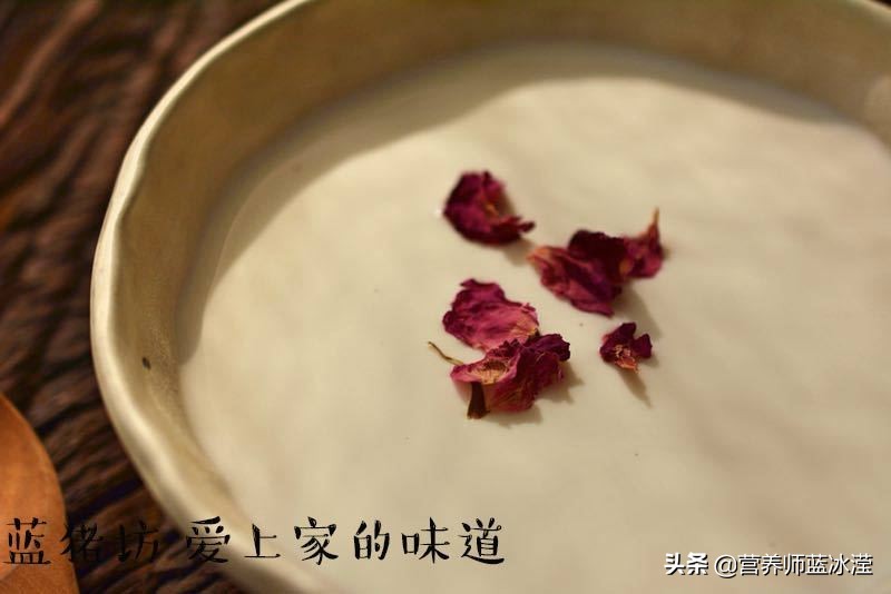 小孩秋冬经常咳嗽要注意点什么,又到了宝宝咳嗽高发期