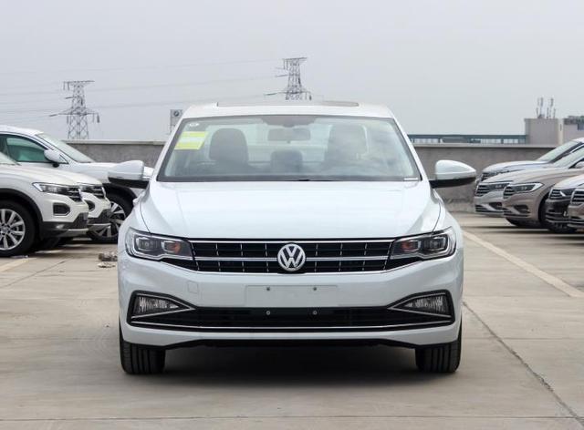 14w公里的大众宝来值不值得买,大众宝来6万多可以提车么