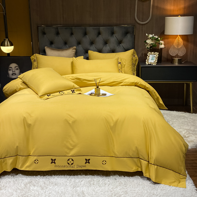 被子上有血迹垫上纸巾,被子床单有血液怎么办