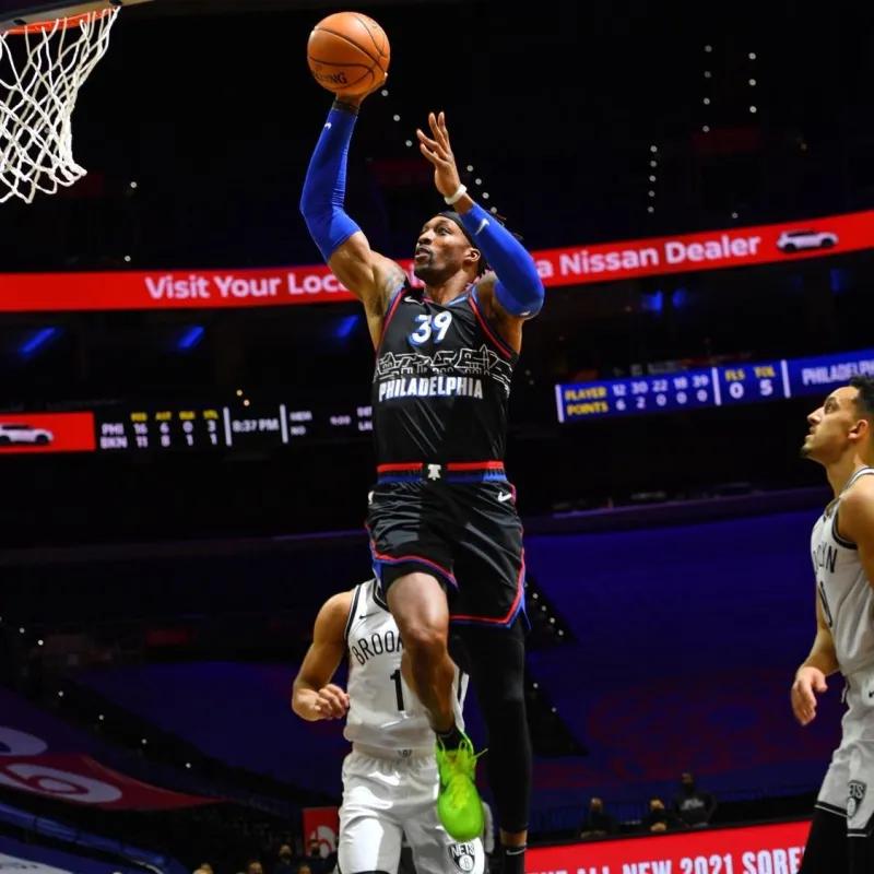 76人队霍华德最新视频,霍华德加盟76人队首秀