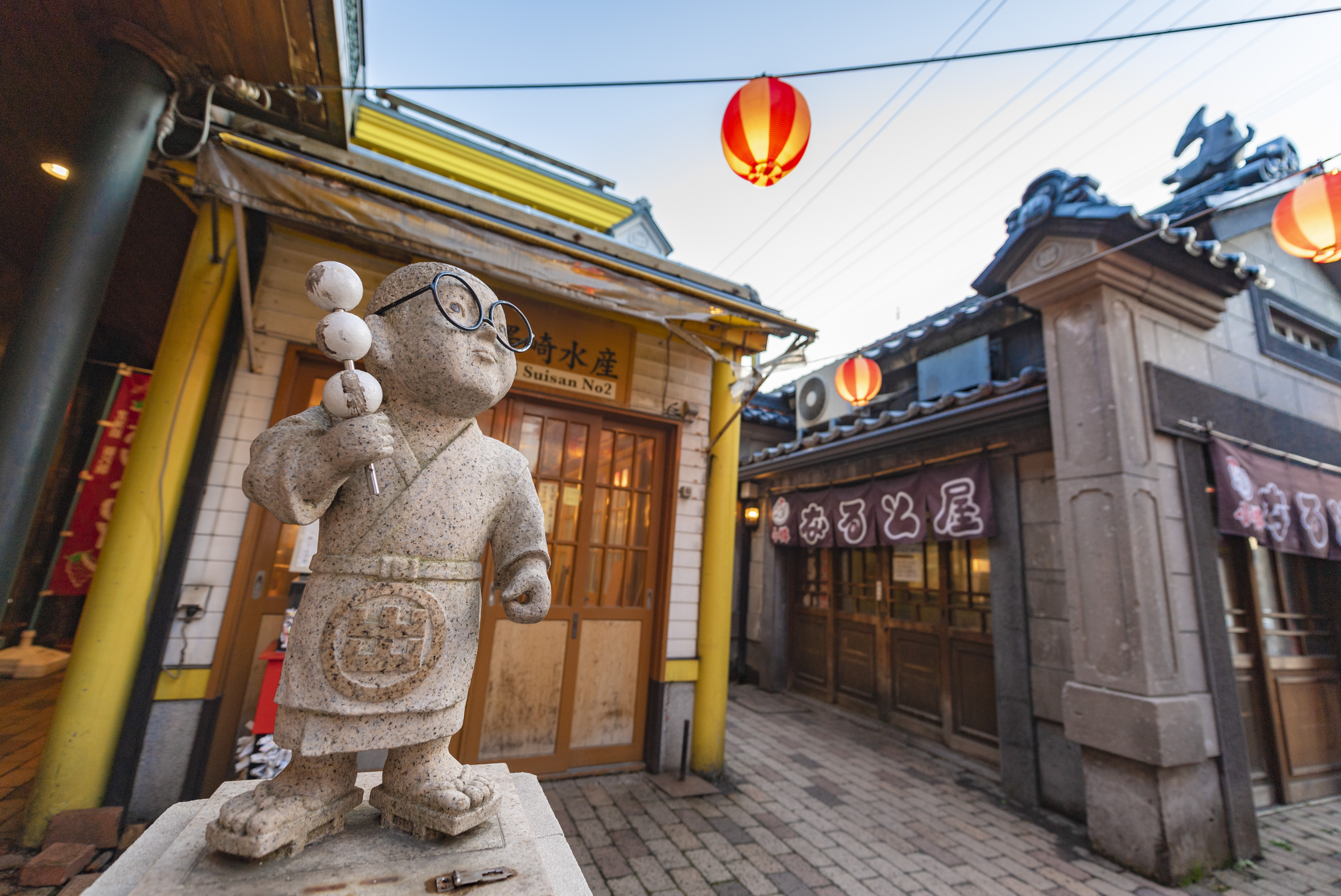 走街串巷边吃边逛，亲身探寻舌尖上的北海道