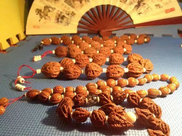 自己穿串配饰,穿串好看款式