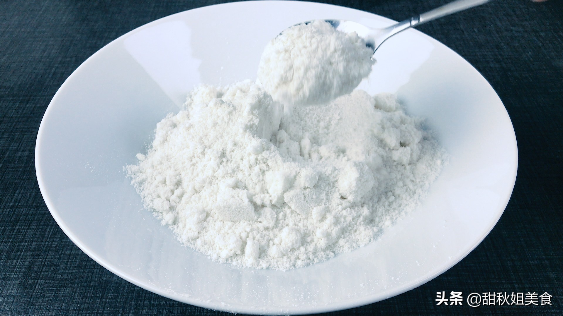 大米蒸糕怎样做才软糯,大米蒸糕这样做蓬松暄软米香浓郁